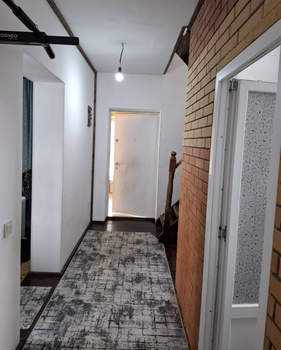 Дом 98м&sup2;, 2-этажный, участок 5 сот.  