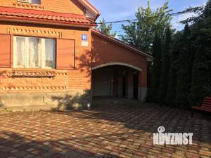 Дом 180м², 2-этажный, участок 25 сот.  