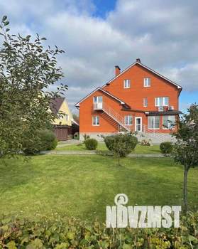 Дом 378м&sup2;, 3-этажный, участок 16 сот.  