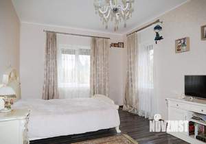 Дом 262м², 3-этажный, участок 28 сот.  