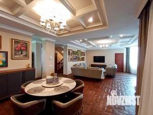 Коттедж 550м², 3-этажный, участок 19 сот.  