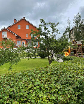 Дом 378м&sup2;, 3-этажный, участок 16 сот.  