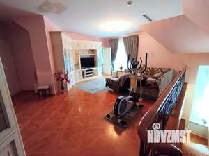 Коттедж 264м², 2-этажный, участок 65 сот.  