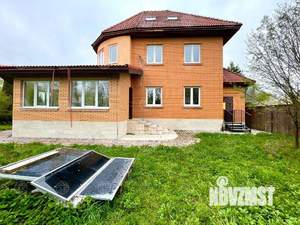 Дом 260м², 3-этажный, участок 20 сот.  