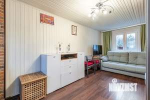 Дом 198м&sup2;, 2-этажный, участок 10 сот.  