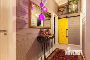 Дом 180м&sup2;, 2-этажный, участок 15 сот.  