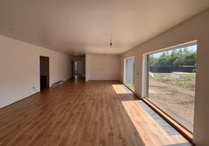 Дом 157м², 2-этажный, участок 6 сот.  