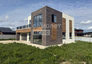 Дом 225м&sup2;, 2-этажный, участок 15 сот.  