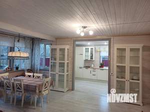 Дом 220м², 2-этажный, участок 17 сот.  