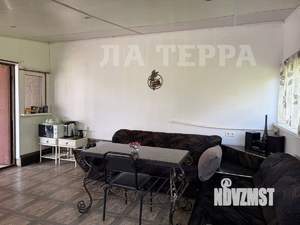 Дом 276м², 2-этажный, участок 15 сот.  