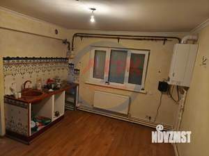 Дом 253м², 3-этажный, участок 1330 сот.  