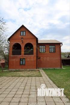 Дом 187м&sup2;, 2-этажный, участок 10 сот.  