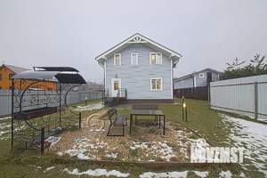 Коттедж 216м&sup2;, 2-этажный, участок 9 сот.  