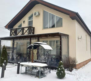 Дом 200м&sup2;, 2-этажный, участок 9 сот.  