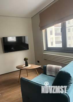 1-к квартира, посуточно, 40м2, 5/19 этаж