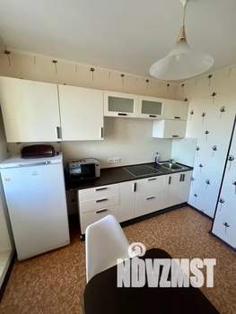 1-к квартира, посуточно, 42м2, 8/16 этаж