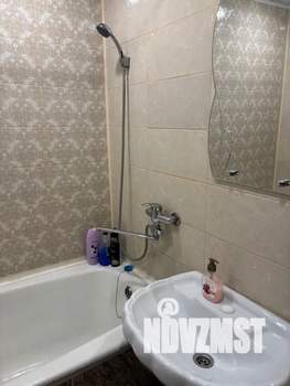 1-к квартира, посуточно, 37м2, 4/5 этаж