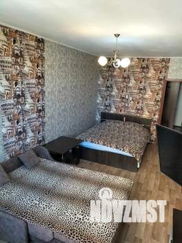 1-к квартира, посуточно, 40м2, 10/18 этаж