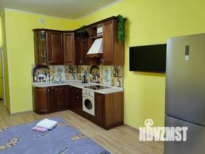 Студия квартира, посуточно, 32м2, 2/3 этаж