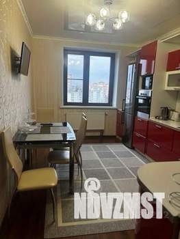 2-к квартира, на длительный срок, 80м2, 13/18 этаж