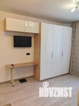 Студия квартира, посуточно, 28м2, 1/10 этаж