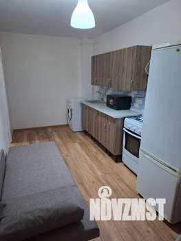 1-к квартира, посуточно, 36м2, 3/9 этаж