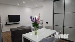 Студия квартира, посуточно, 40м2, 2/9 этаж