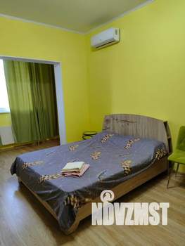 Студия квартира, посуточно, 32м2, 2/3 этаж
