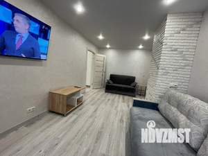2-к квартира, посуточно, 45м2, 1/1 этаж