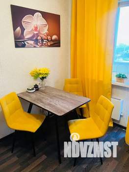 1-к квартира, посуточно, 42м2, 13/16 этаж