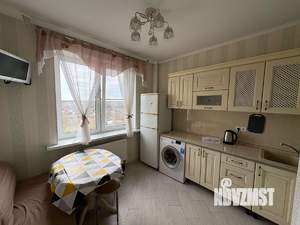 1-к квартира, посуточно, 37м2, 15/17 этаж