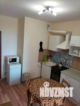 1-к квартира, посуточно, 40м2, 10/18 этаж