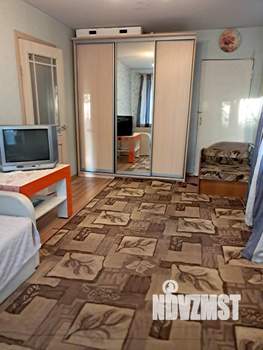 1-к квартира, посуточно, 42м2, 2/4 этаж
