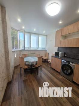 2-к квартира, посуточно, 52м2, 1/1 этаж