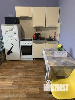 Студия квартира, посуточно, 36м2, 3/3 этаж