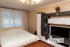 2-к квартира, посуточно, 50м2, 1/1 этаж