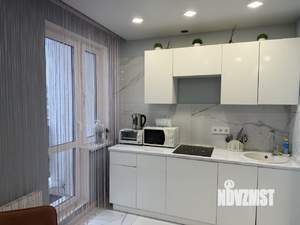 Студия квартира, посуточно, 38м2, 18/19 этаж