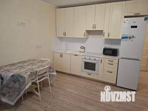 1-к квартира, посуточно, 39м2, 5/17 этаж