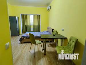 Студия квартира, посуточно, 32м2, 2/3 этаж