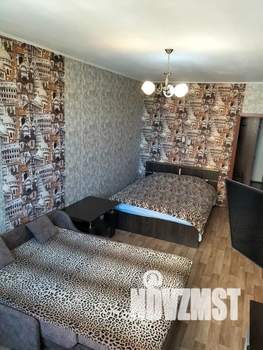 1-к квартира, посуточно, 40м2, 10/18 этаж