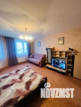 1-к квартира, посуточно, 42м2, 13/16 этаж