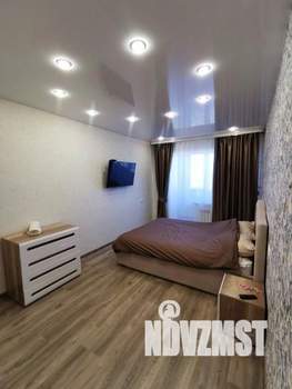 1-к квартира, посуточно, 37м2, 1/1 этаж