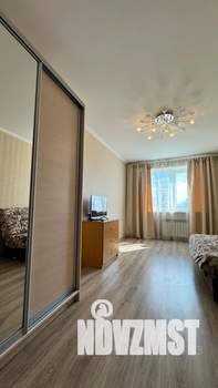 2-к квартира, посуточно, 50м2, 2/17 этаж