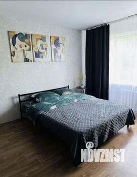 1-к квартира, посуточно, 40м2, 3/5 этаж