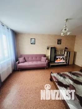 1-к квартира, посуточно, 42м2, 13/16 этаж