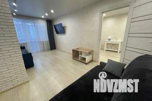 2-к квартира, посуточно, 45м2, 2/5 этаж