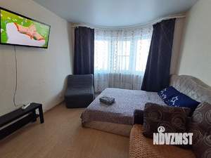 1-к квартира, посуточно, 42м2, 6/18 этаж