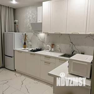 1-к квартира, посуточно, 41м2, 3/9 этаж