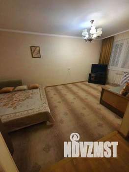 1-к квартира, посуточно, 32м2, 1/1 этаж