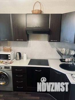 1-к квартира, посуточно, 42м2, 1/1 этаж